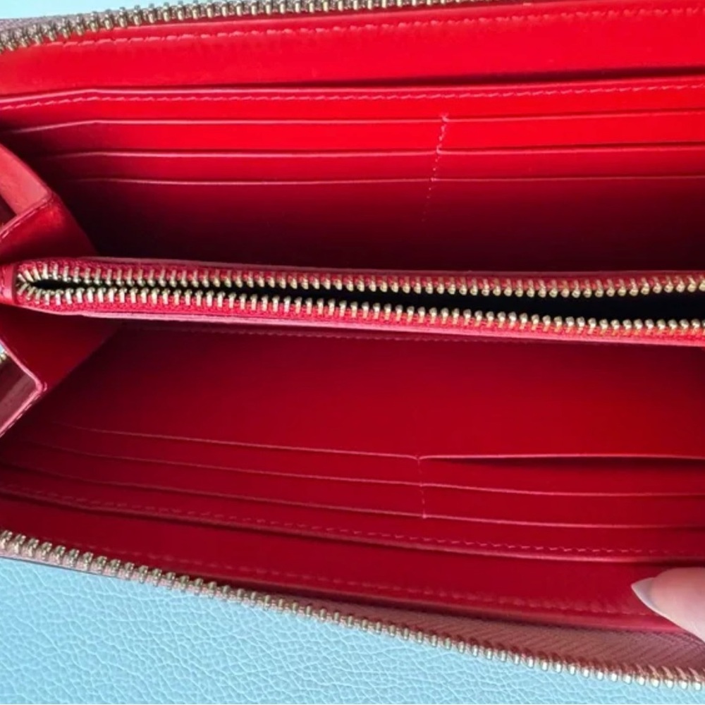Christian Louboutin Panettone Rainbow Long Wallet - Picture 4 of 13